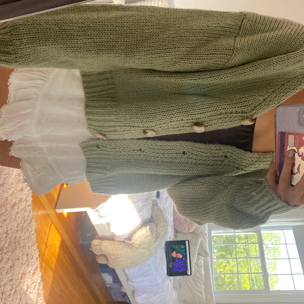 Princess Polly green cardigan 💚💚